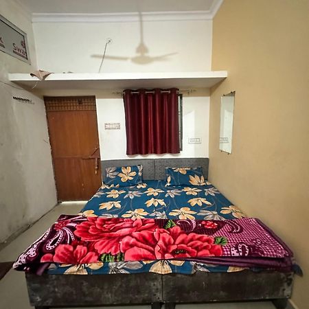Khatu Shyam Guest House Ayodhya Luaran gambar